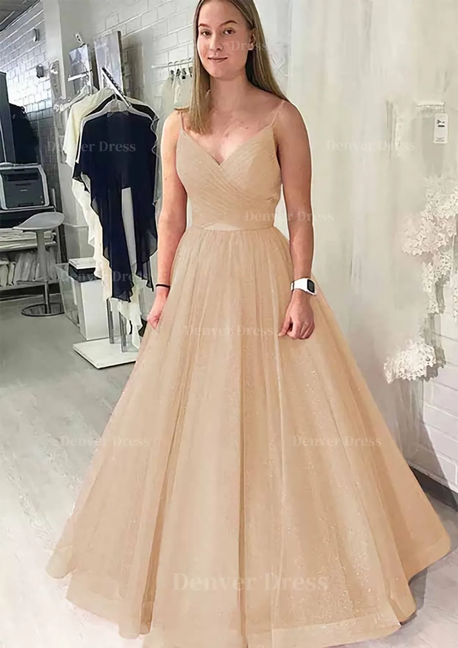 Ball Gown Long/Floor-Length Sparkling Tulle Prom Dress With Pleated