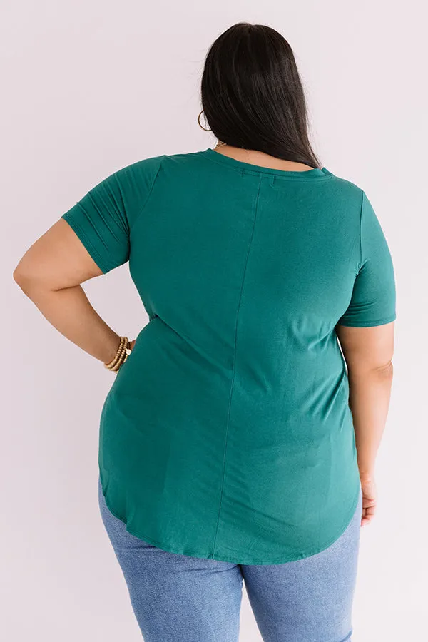 Coastal Chic Shift Tee In Lush Meadow Curves