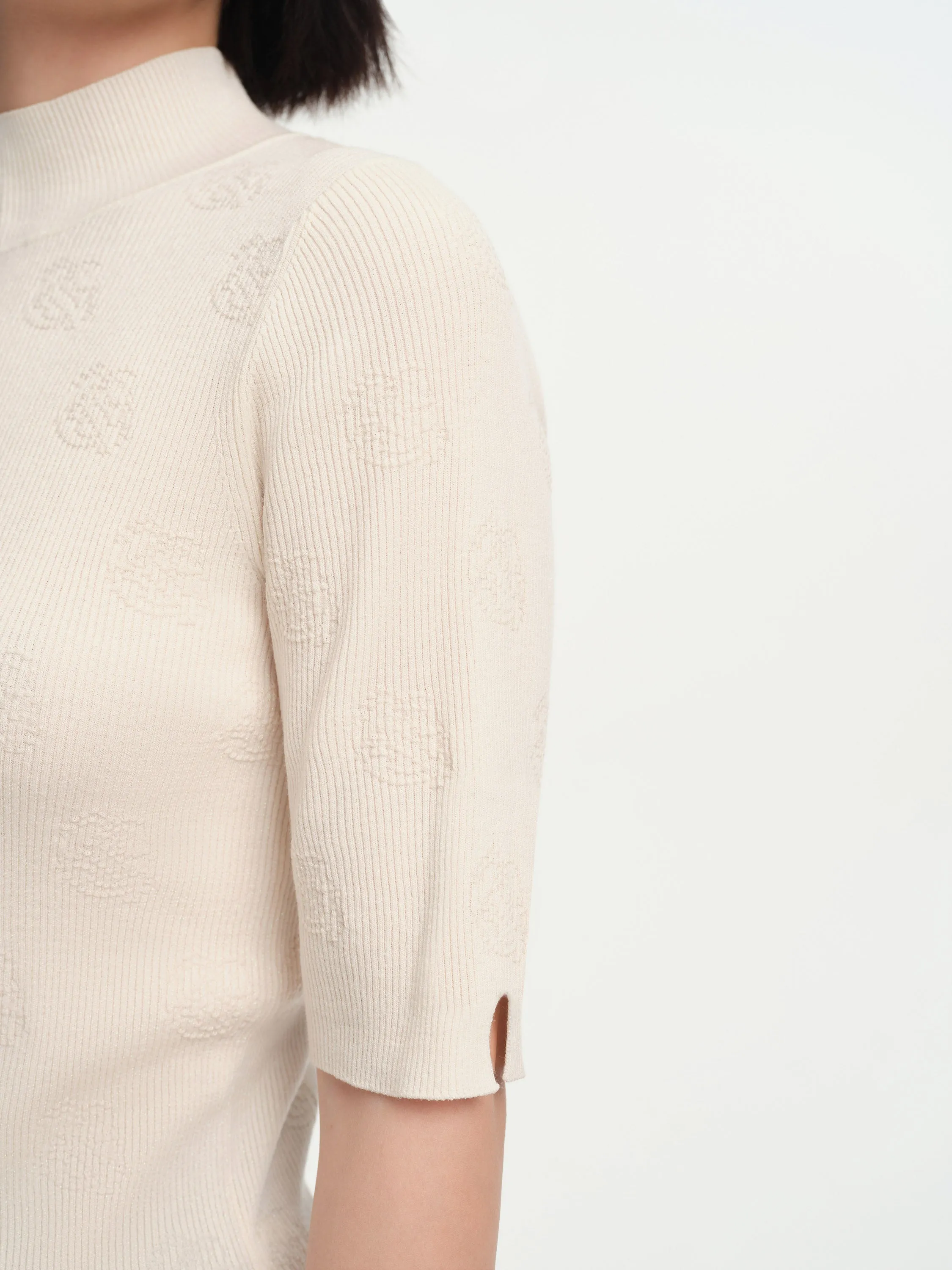 EP YAYING Semi-High Neck White Knit Top