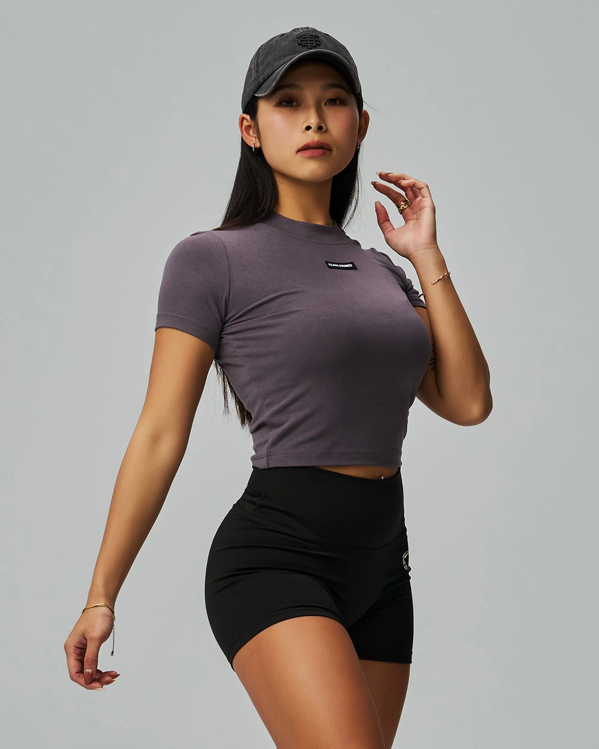 Everyday Label Mock Neck Crop Top