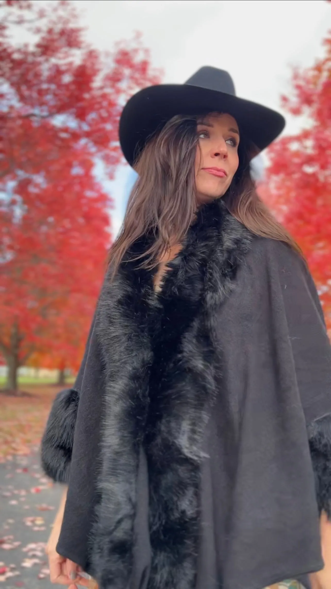 Faux Fur Trim Kimono Knitted Cape with  Autumn Winter Imitation Rabbit Fur Collar Windproof Cloak Boho Style  Fur Collar Shawl Warm Cardigan solid color - Black