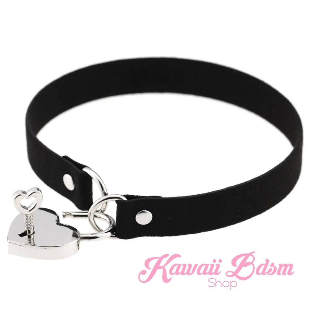 Heart Padlock Day collar