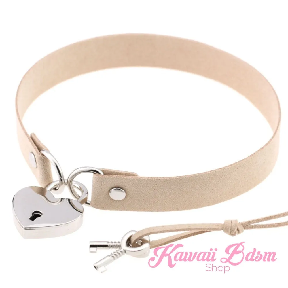 Heart Padlock Day collar