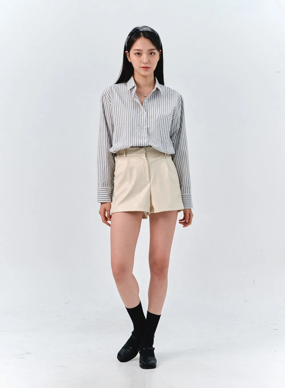 Modern Minimalist Faux Leather Shorts OO319