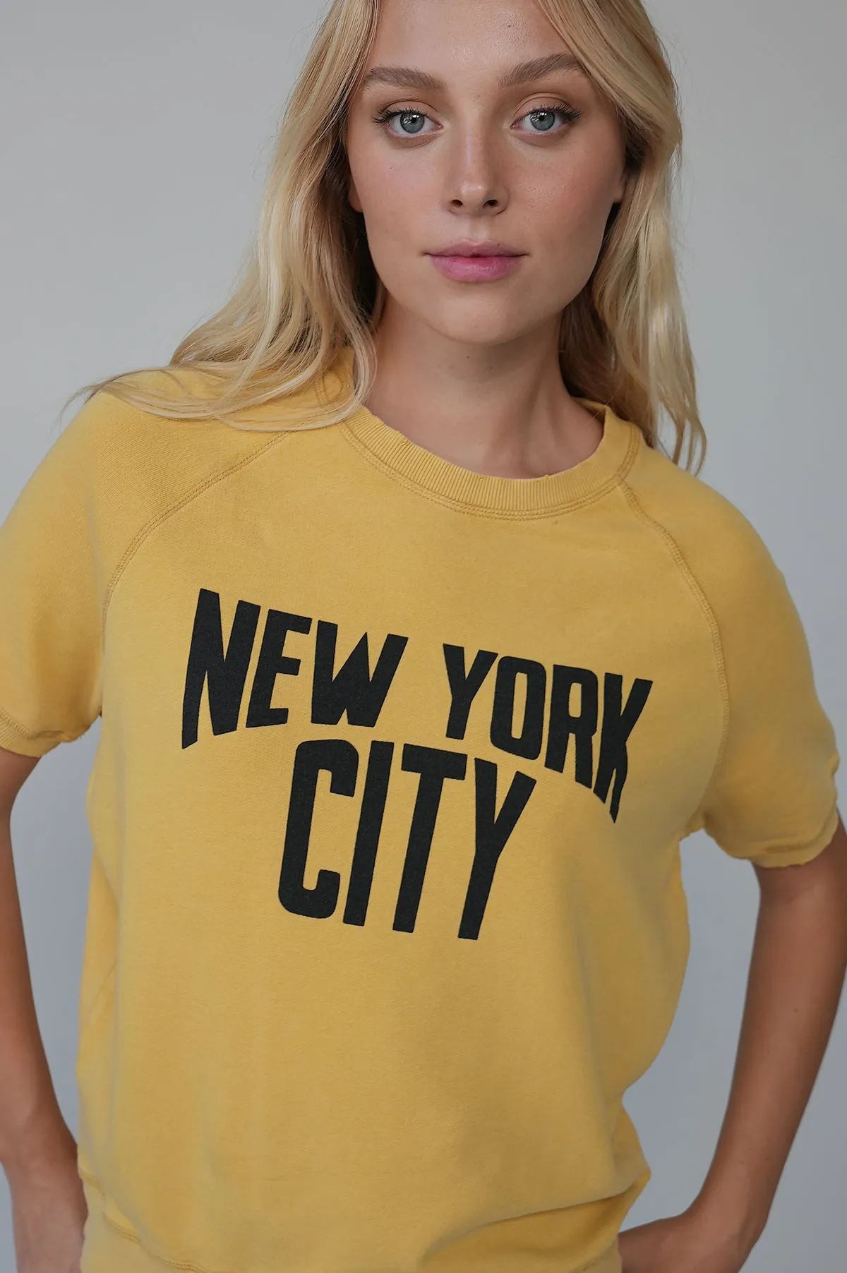 New York Soft Short Sweatshirt