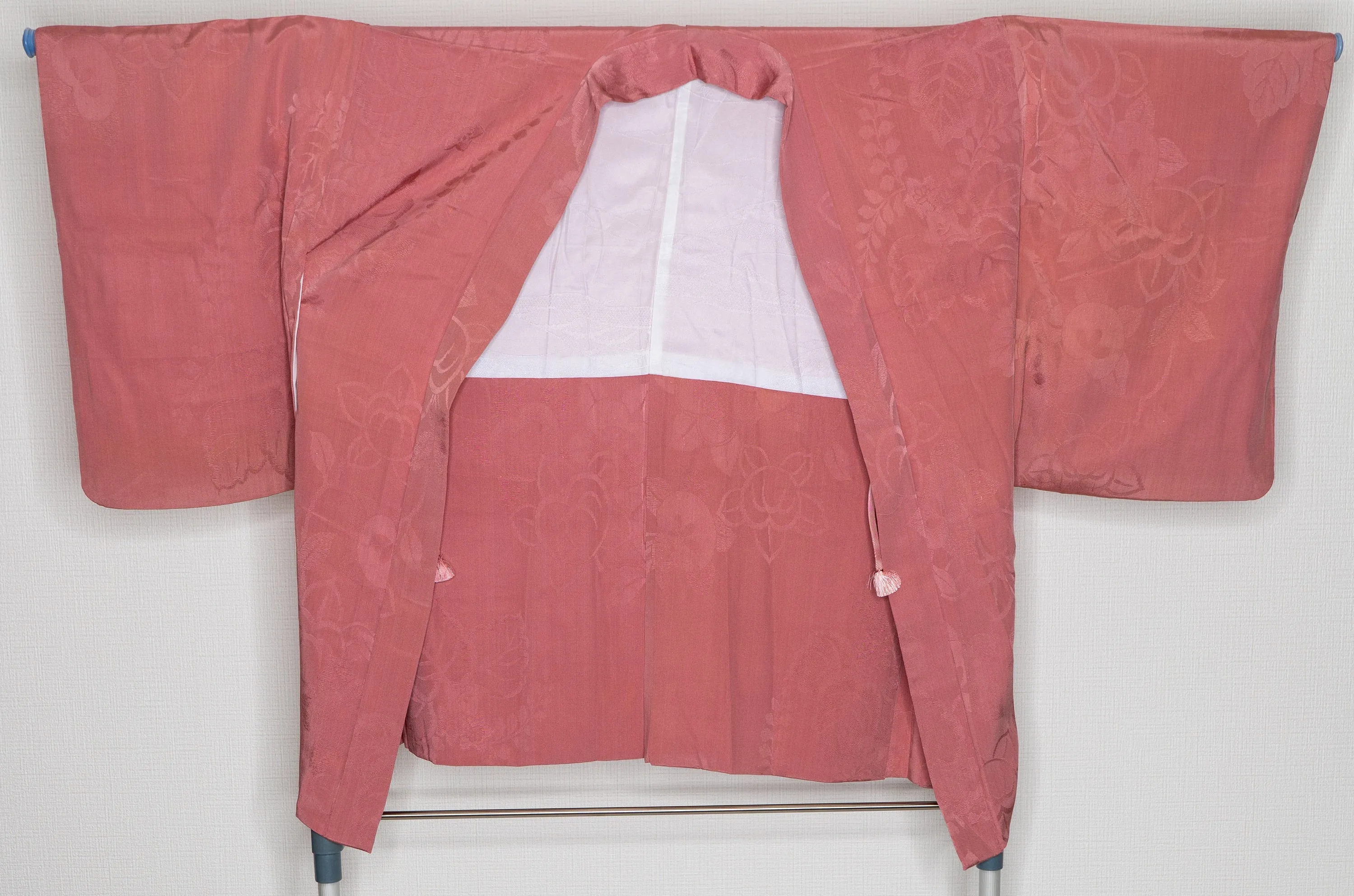 Pink Silk Haori with Subtle Floral Patterns - Vintage Simple Style Soft Women's Kimono Jacket