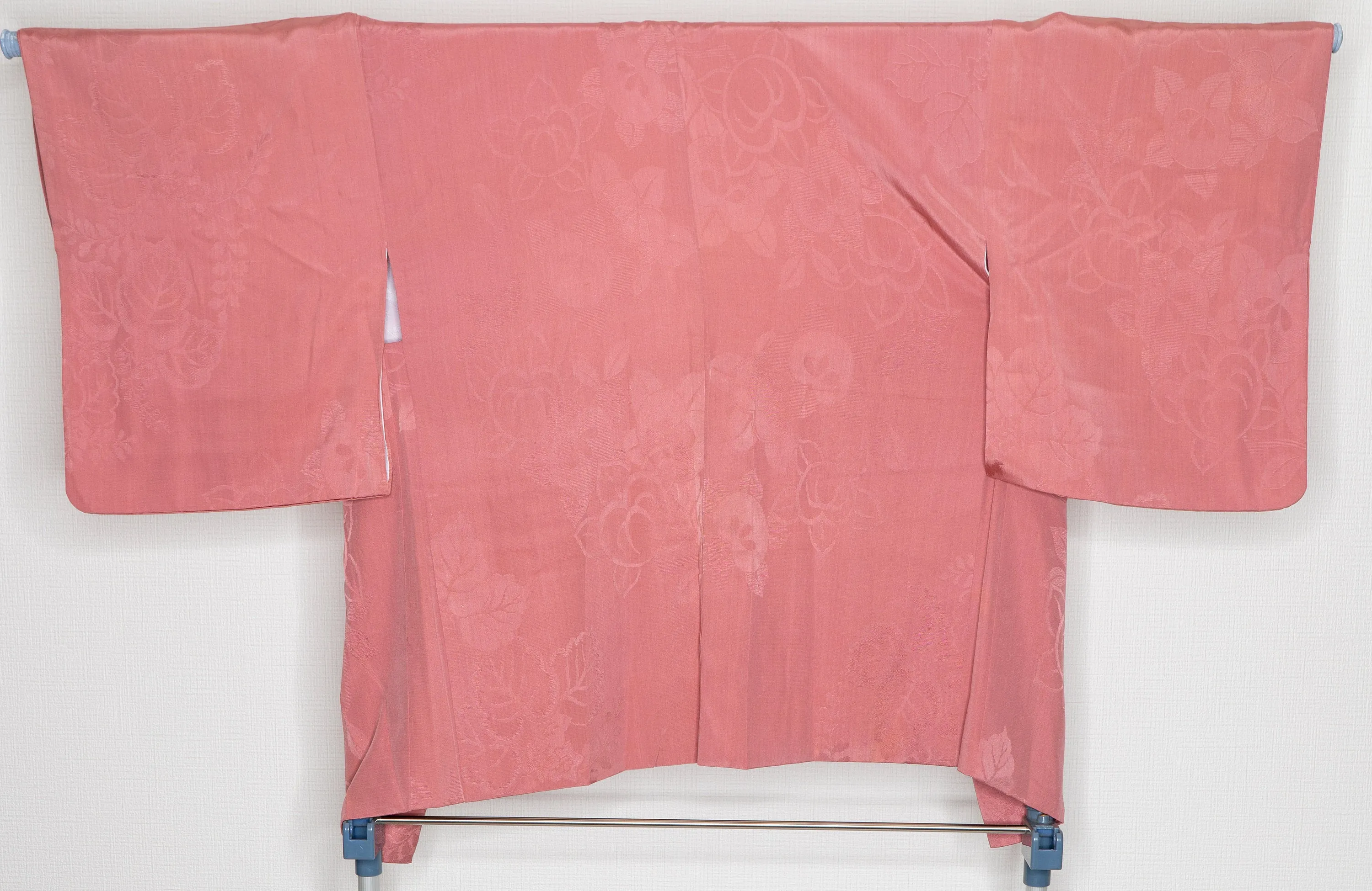 Pink Silk Haori with Subtle Floral Patterns - Vintage Simple Style Soft Women's Kimono Jacket