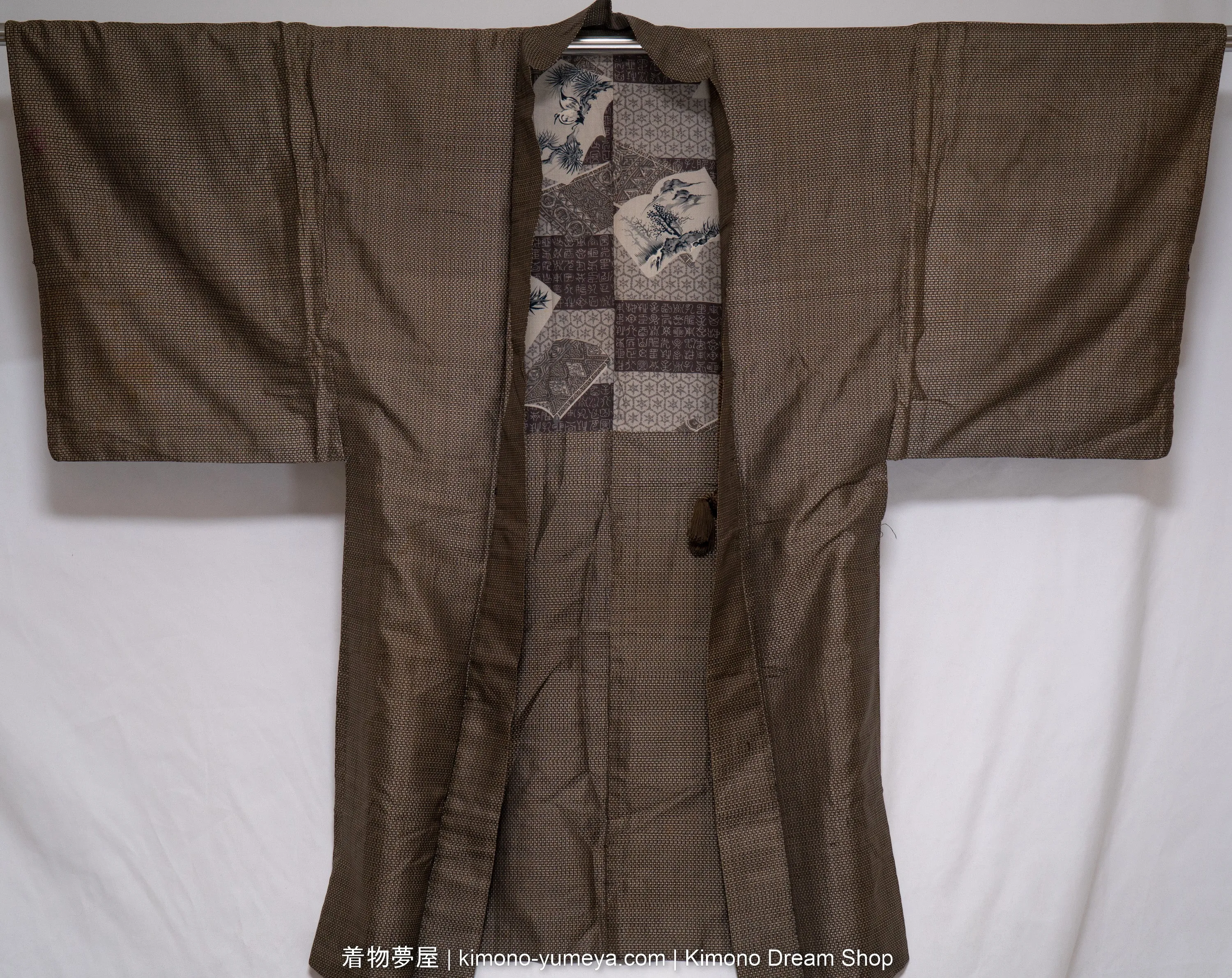 Shiny Oshima Tsumuji Men's Haori - Brown & Black Woven Geometric Pattern - Vintage Soft Silk Kimono Jacket