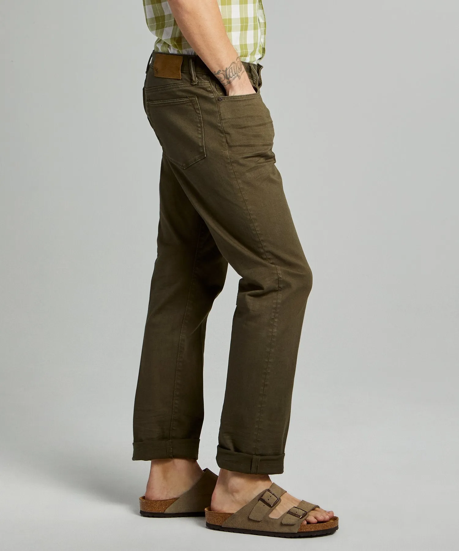 Slim Fit 5-Pocket Garment-Dyed Stretch Twill in Olive