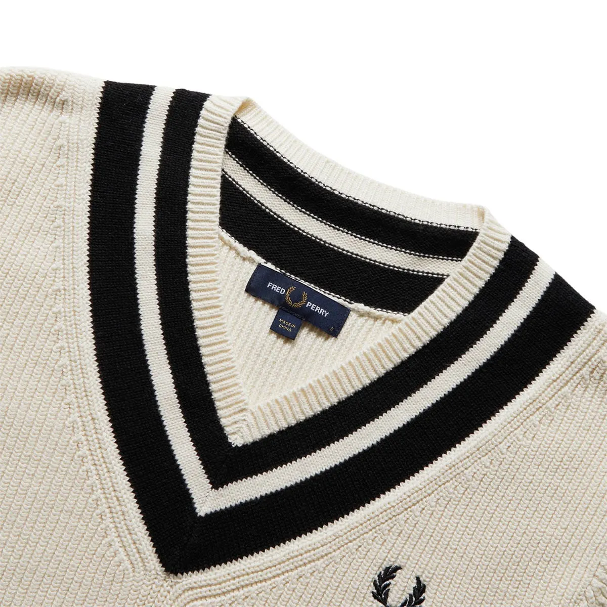 STRIPED TRIM V-NECK JUMPER