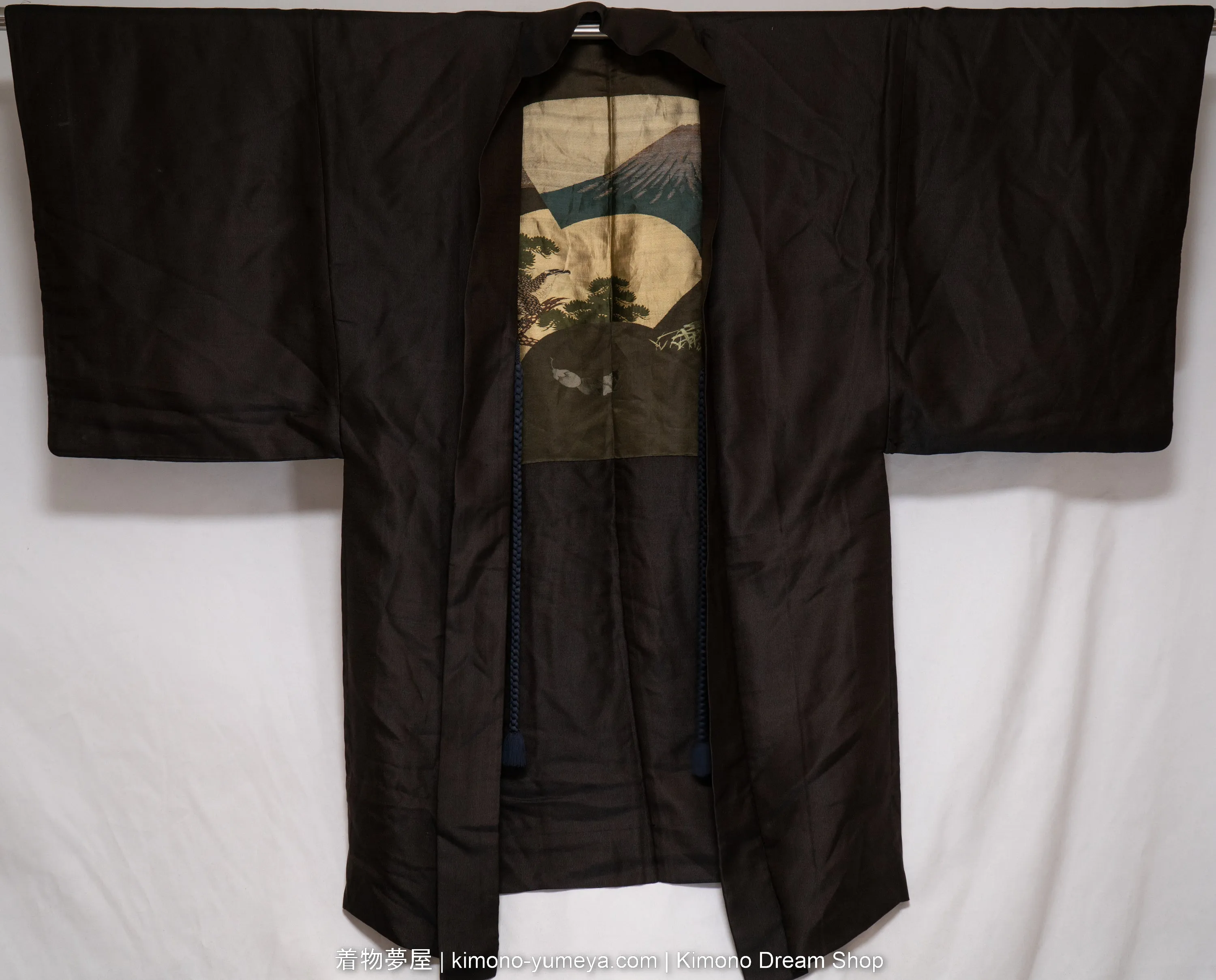 Unique 1950s Men's Haori - High Quality Silk Brown Kimono Jacket - Gorgeous Vintage Woven Lining with Mount Fuji & Hawk