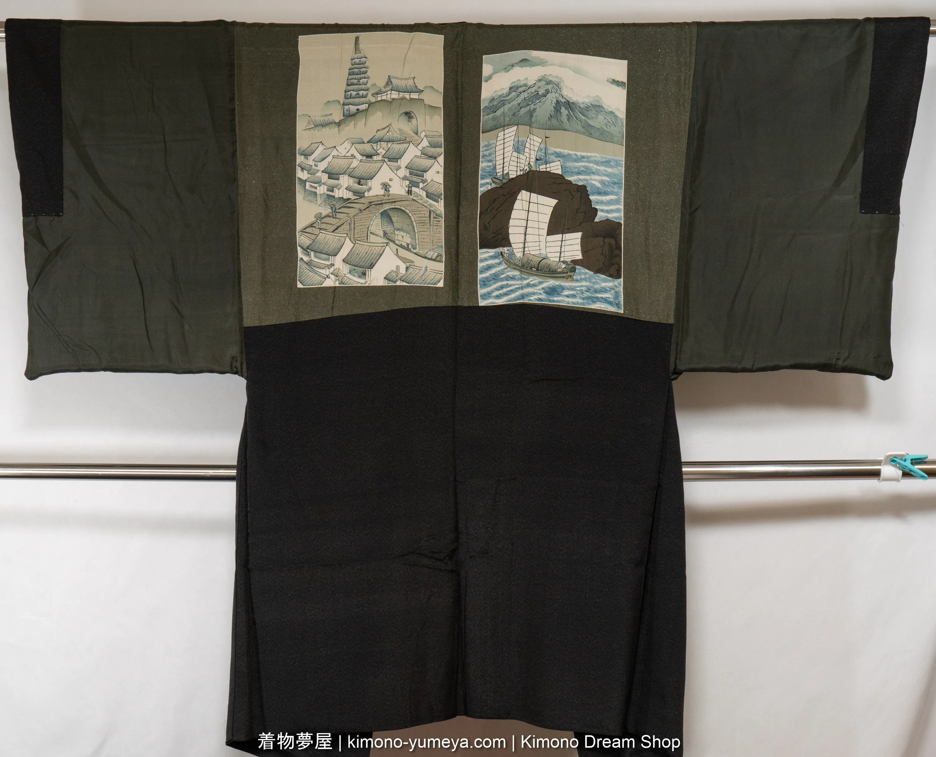 Vintage Black & Brown Silk Men's Kimono Jacket - Traditional Japanese Clothing - Oceanside Village Scenery Boats Mount Fuji - Father's Day