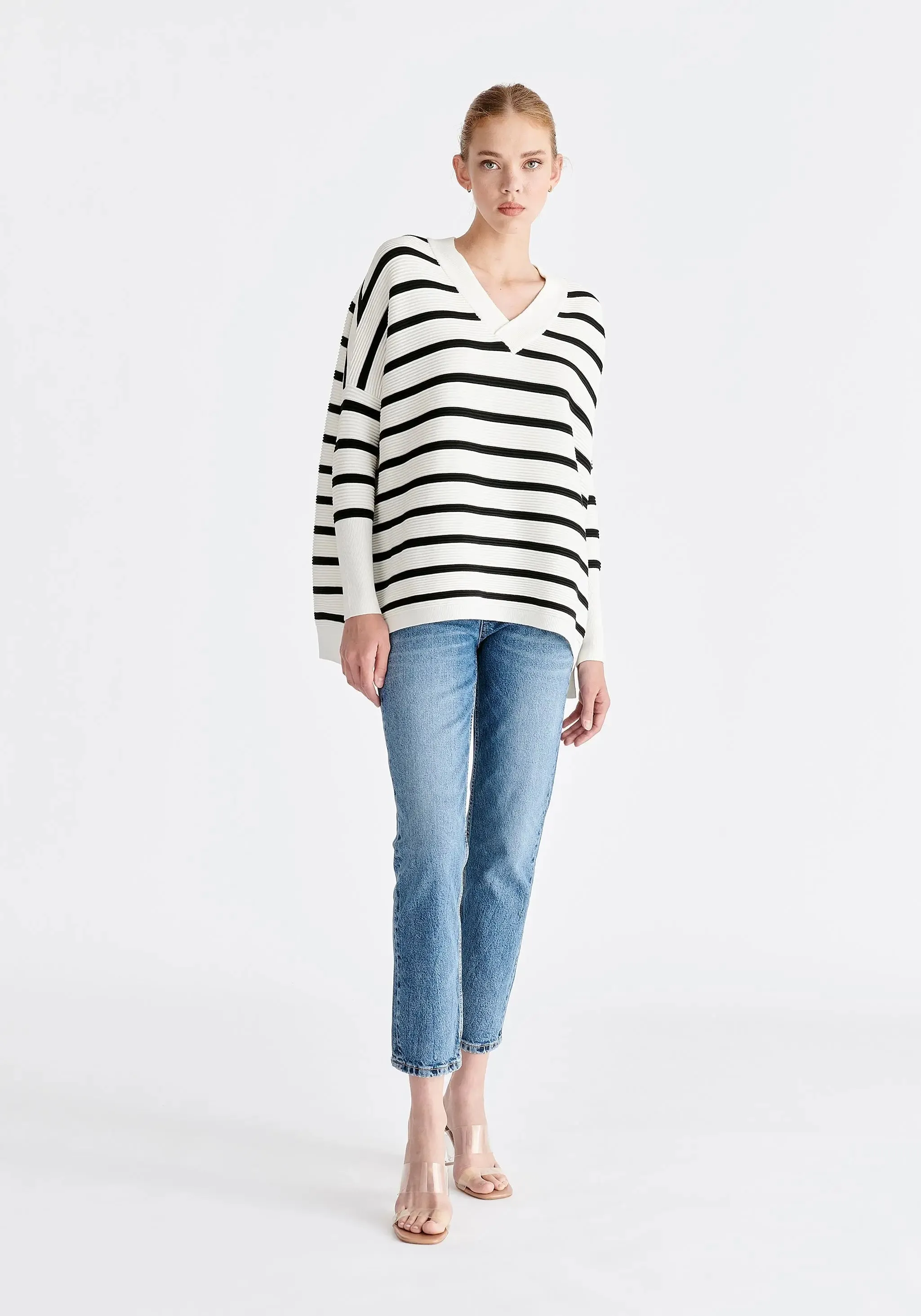 White and Black V-Neck Ribbed Jumper